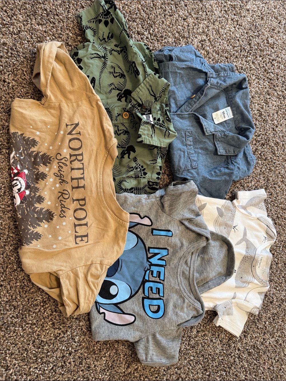 Bundle of 5 piece baby boy clothes size 18 months